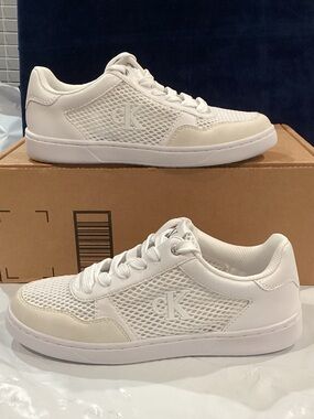 Calvin Klein Cheyra White Mesh Sneakers Women’s Size 6 NWOB
